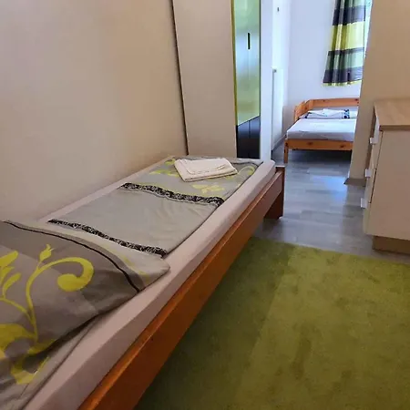 In - Balaton 19942 Nyaraló *