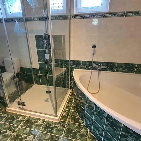 Nyaraló In - Balaton 19942 *